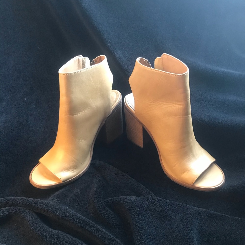 Steve Madden open toe booties